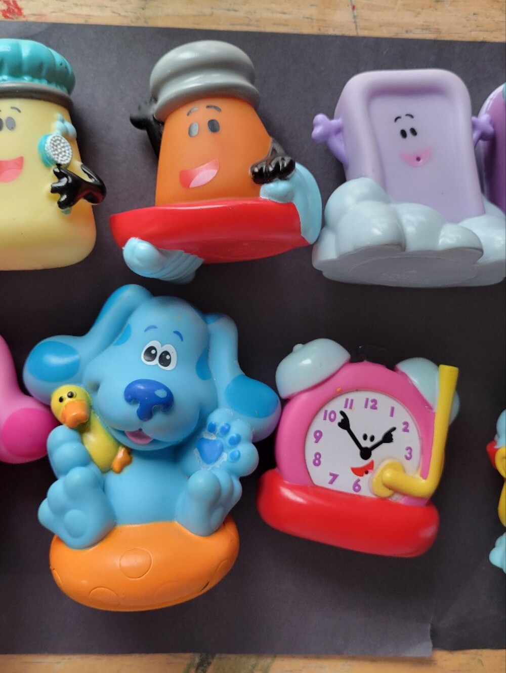 Lot Of 8 Blue's Clues Vinyl Bath Figure Toys Magenta Paprika Salt Pepper Blues